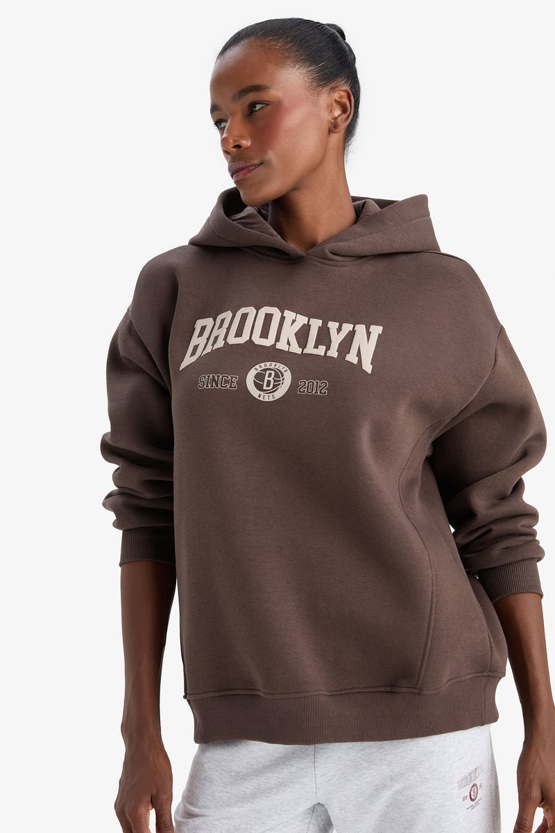 DeFacto Brown Woman DeFactoFit NBA Brooklyn Nets Oversize Fit Sports Sweatshirt Casual - Image 4